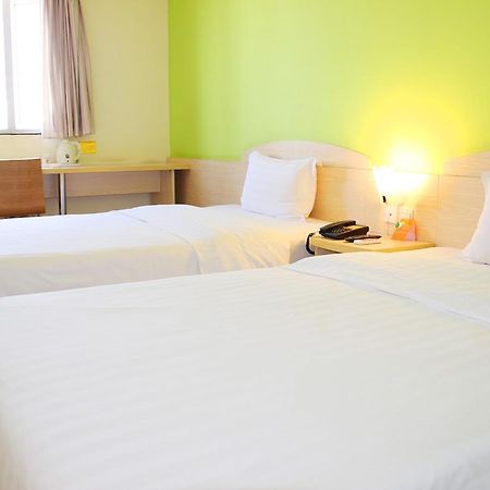 7Days Inn Foshan Shunde Ronggui Xiao Huangpu Bagian luar foto
