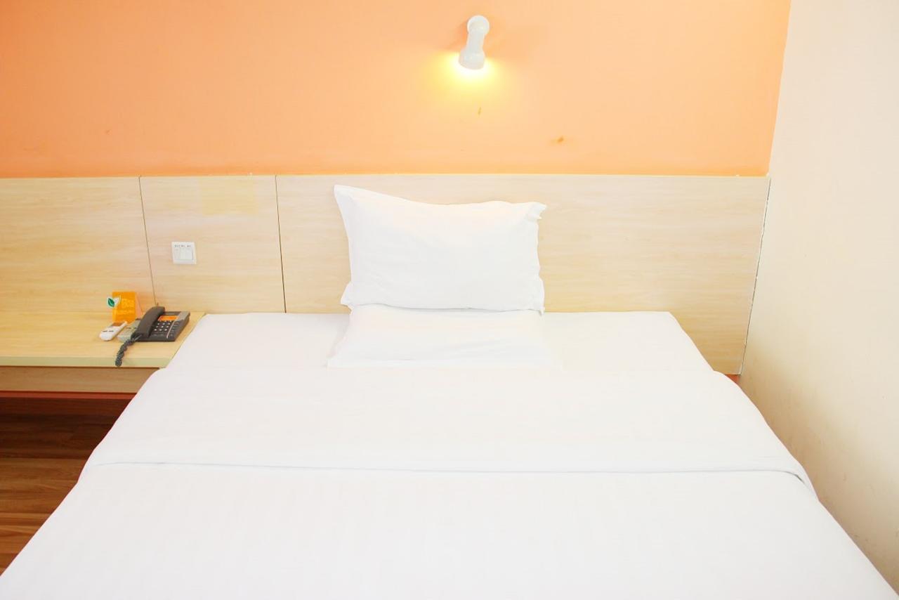 7Days Inn Foshan Shunde Ronggui Xiao Huangpu Bagian luar foto